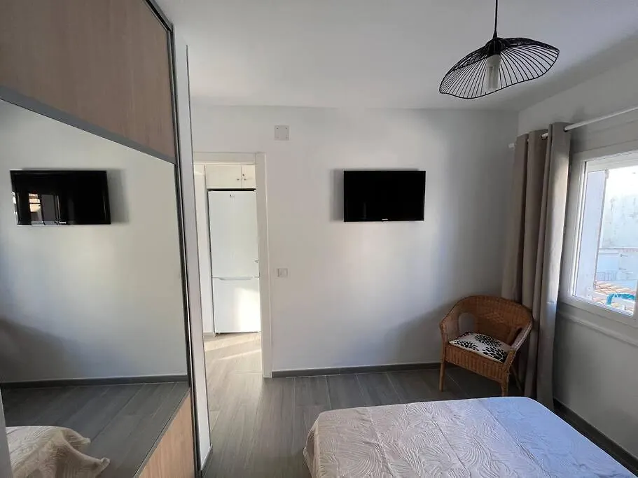 Le Canola Empuriabrava Port - 45M2 - Vue Piscine - Plage Centrale 500M- Parking Prive Gratuit Spain