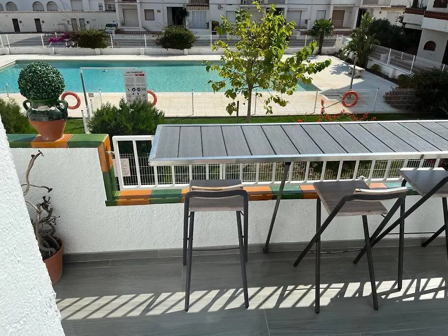 Apartment Le Canola Empuriabrava Port - 45M2 - Vue Piscine - Plage Centrale 500M- Parking Prive Gratuit Spain