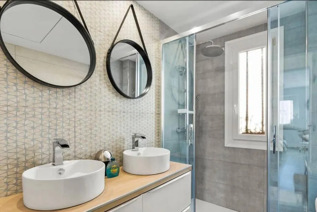 Le Canola Empuriabrava Port - 45M2 - Vue Piscine - Plage Centrale 500M- Parking Prive Gratuit